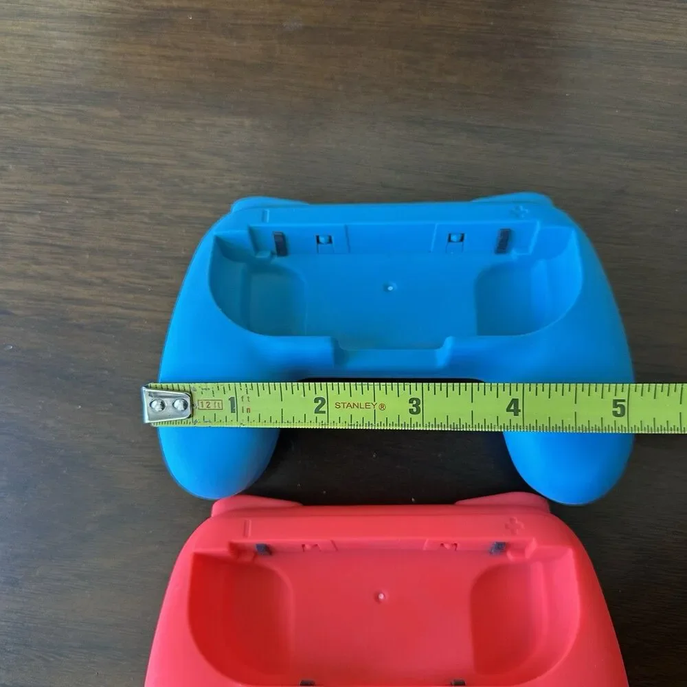 2 Nintendo Switch Joy-Con Comfort Controller Grip Blue Red Plastic